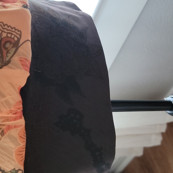 Entry Top - Picture 4 of 4